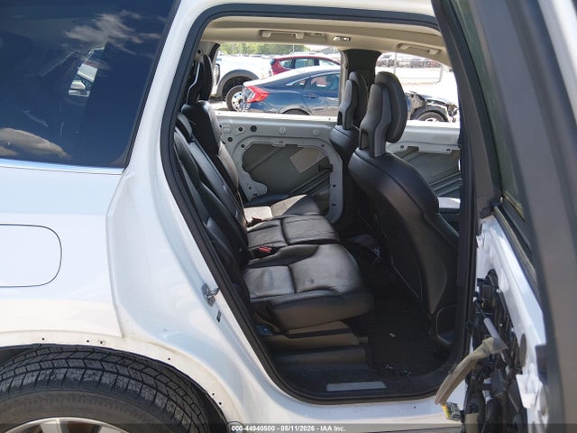 Volvo XC90 T6 Momentum