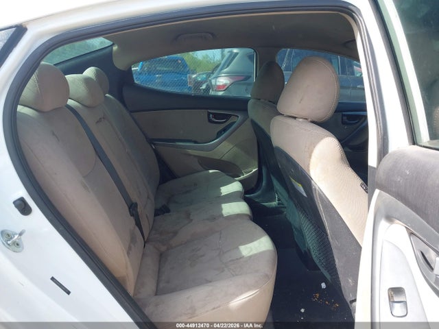 Hyundai ELANTRA Se