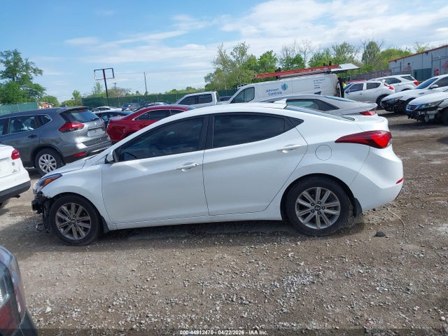 Hyundai ELANTRA Se