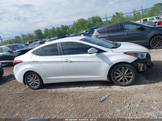 Hyundai ELANTRA Se