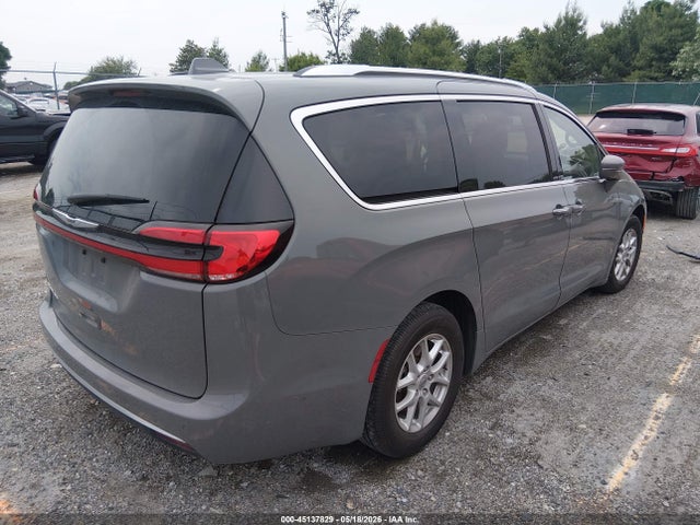 Chrysler Pacifica Touring L