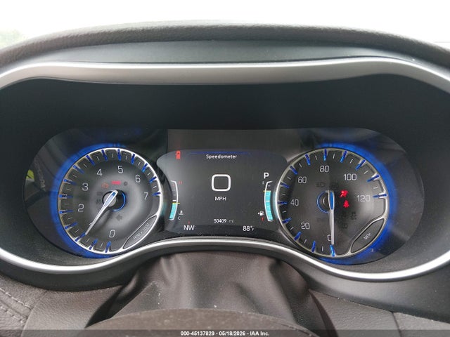Chrysler Pacifica Touring L