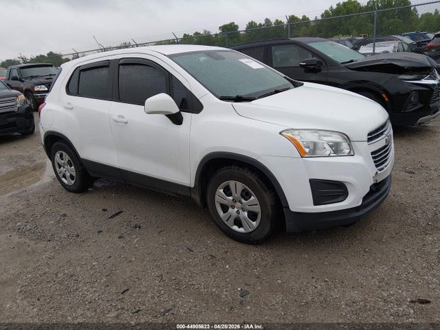 Salvage Chevrolet Trax Image