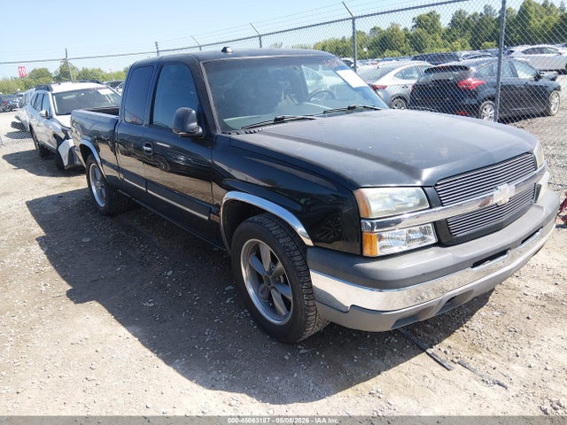 Salvage Chevrolet Silverado 1500 Image