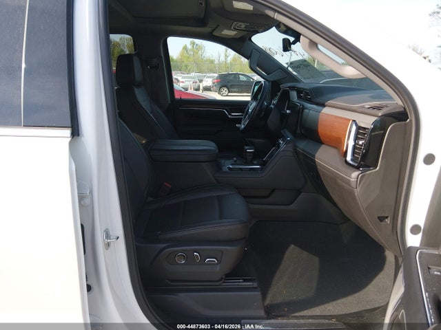 GMC Sierra 1500 4wd  Short Box Denali