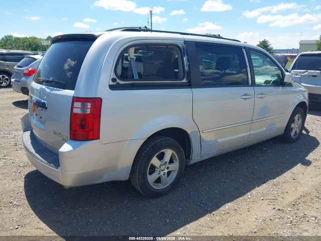 Dodge Grand Caravan Sxt