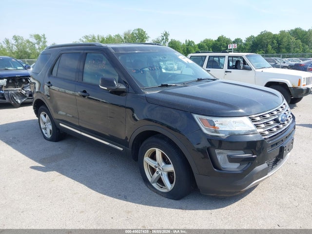 Salvage Ford Explorer Image