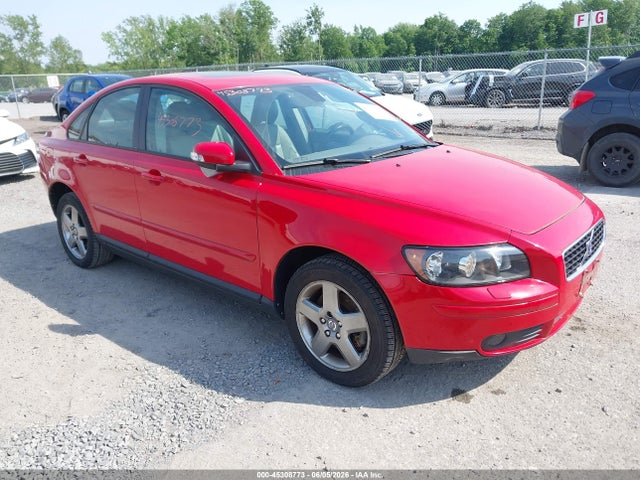 Salvage Volvo S40 Image