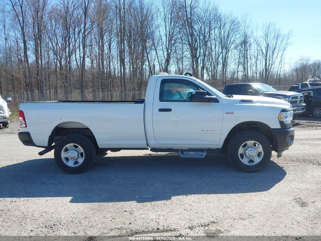 Ram 2500 Tradesman  4x4 8' Box