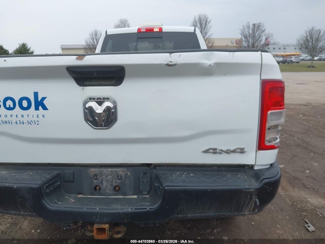 Ram 2500 Tradesman  4x4 8' Box