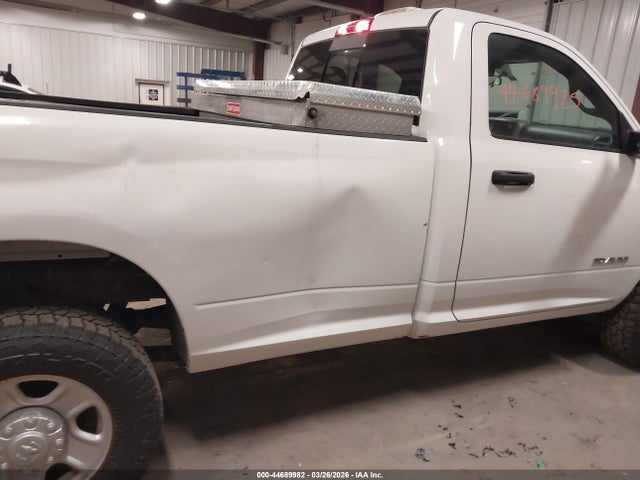 Ram 2500 Tradesman  4x4 8' Box