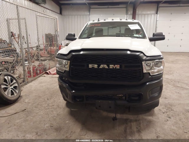 Ram 2500 Tradesman  4x4 8' Box
