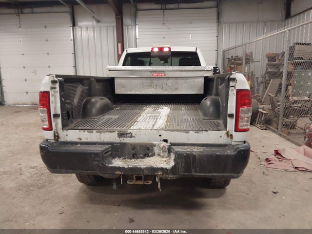Ram 2500 Tradesman  4x4 8' Box