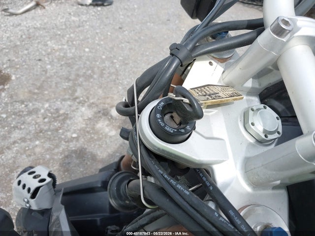 Triumph Tiger Explorer
