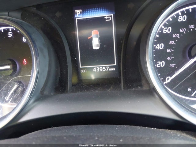 Toyota Camry Le