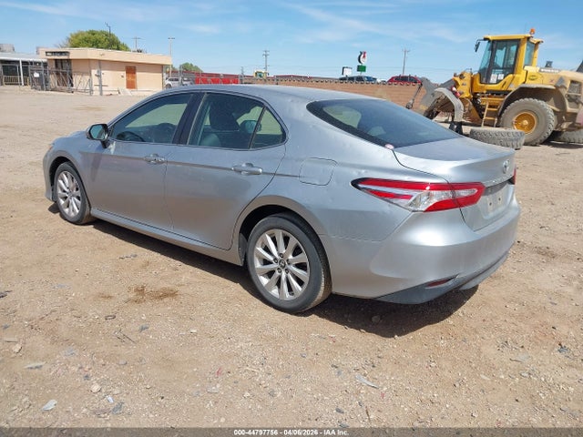 Toyota Camry Le