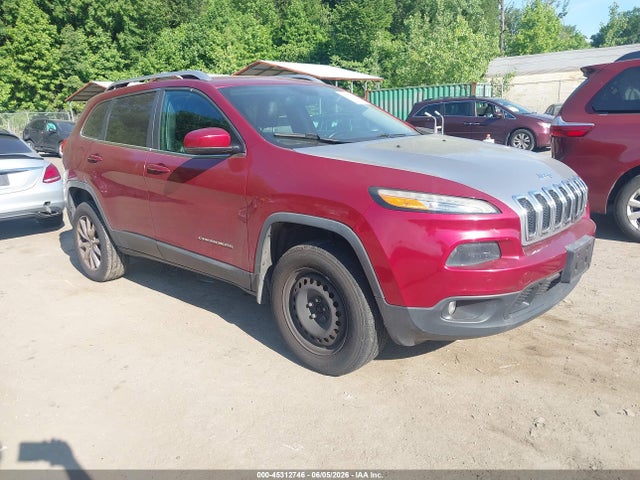 Salvage Jeep Cherokee Image