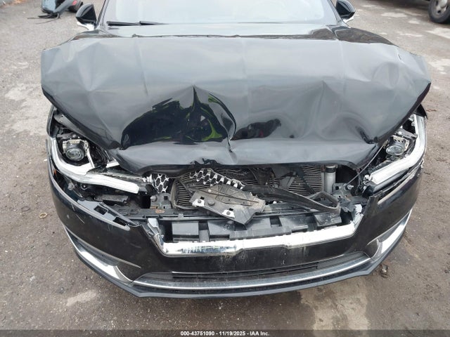 Lincoln MKZ Select