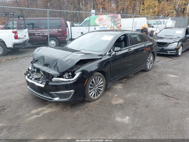 Lincoln MKZ Select