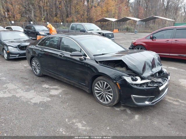 Salvage Lincoln MKZ Image