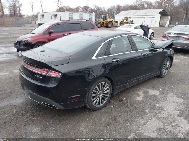 Lincoln MKZ Select