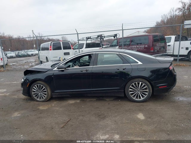 Lincoln MKZ Select