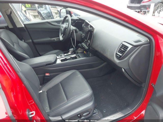 Lexus NX Premium