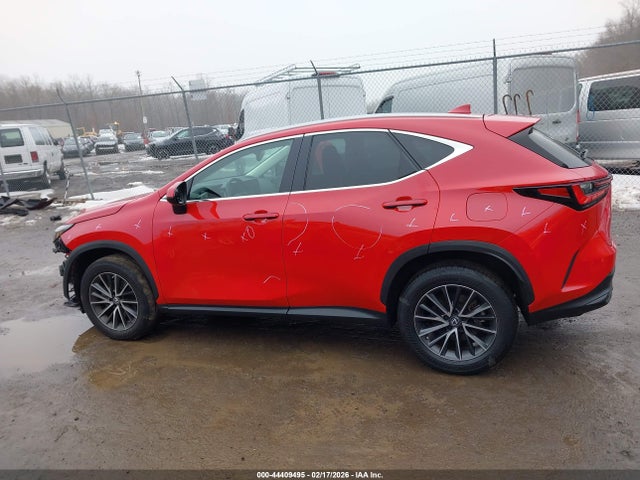 Lexus NX Premium