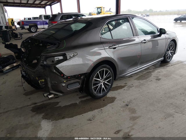 Toyota Camry Se