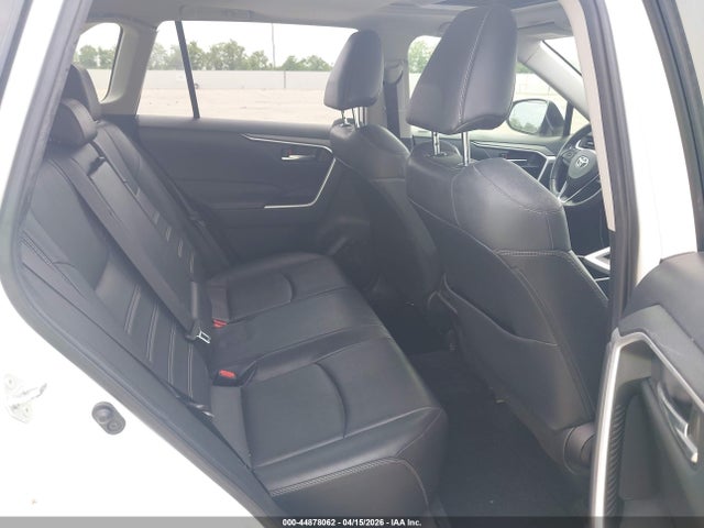Toyota RAV4 Xle Premium