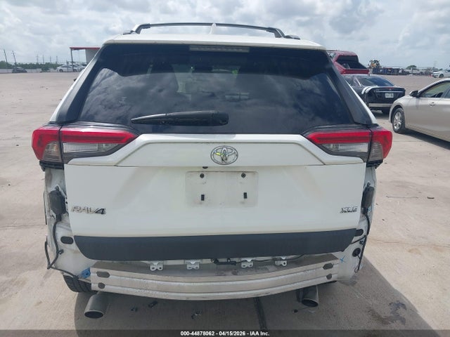 Toyota RAV4 Xle Premium