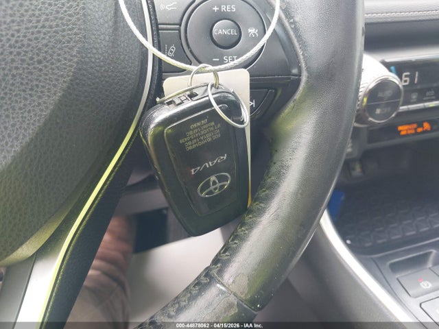 Toyota RAV4 Xle Premium