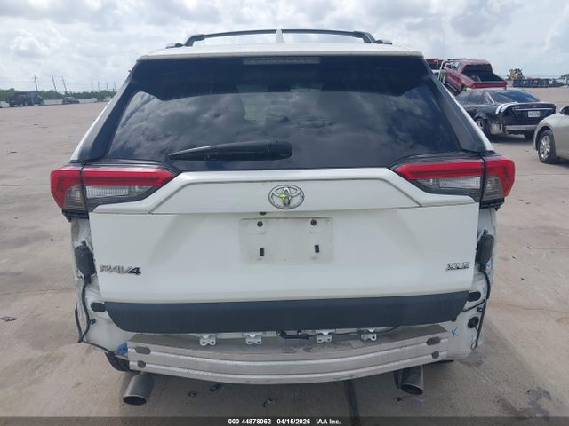 Toyota RAV4 Xle Premium