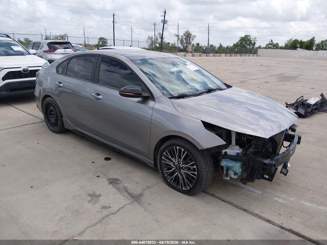 Salvage Kia Forte Image