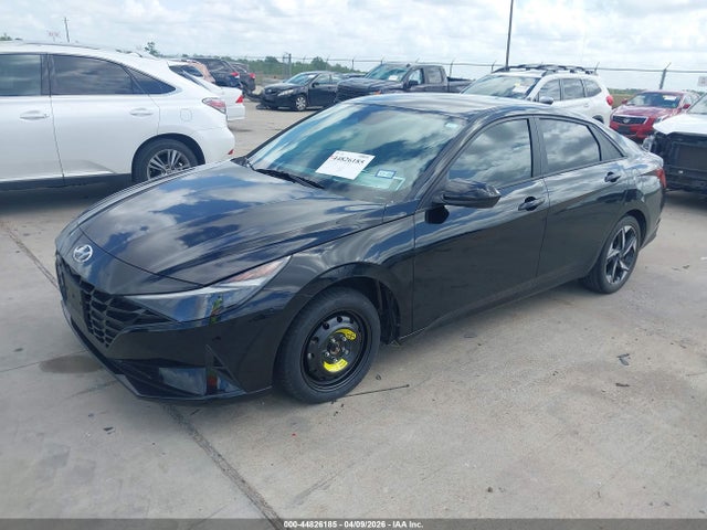 Hyundai ELANTRA Sel
