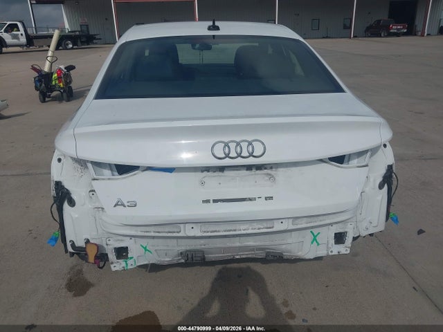 Audi A3 Premium 40 Tfsi Front-wheel Drive S Tronic