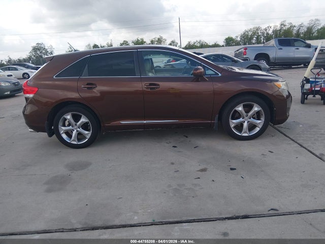 Toyota Venza Base V6