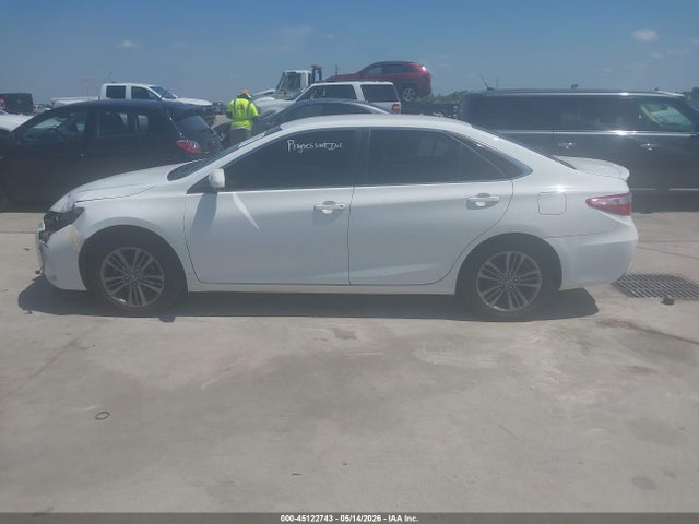 Toyota Camry Se