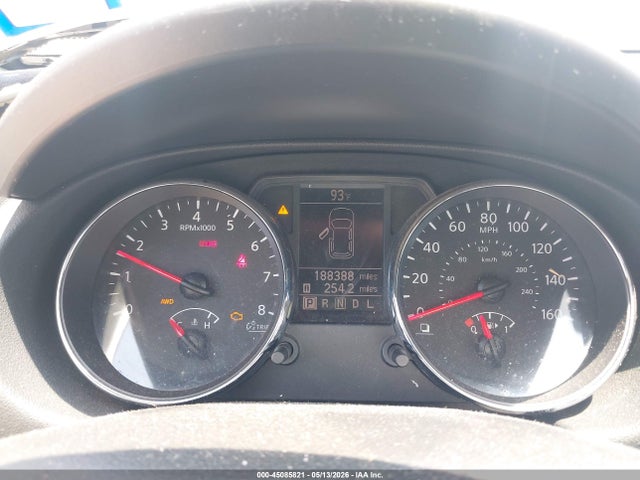 Nissan Rogue S