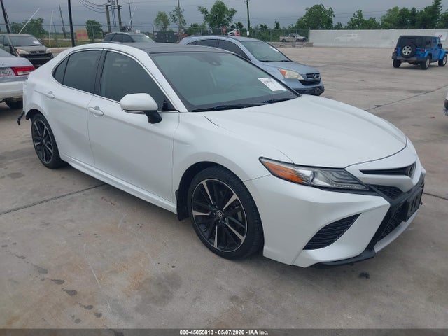 Salvage Toyota Camry Image