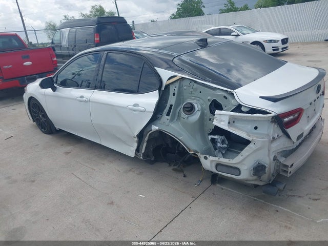Toyota Camry Xse V6