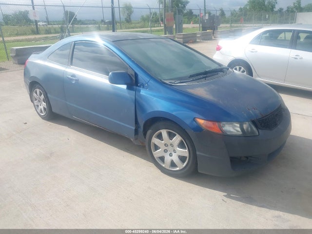 Salvage Honda Civic Image