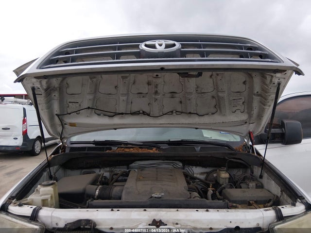 Toyota Tundra Limited 5.7l V8