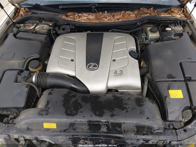 Lexus LS