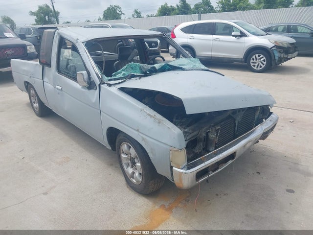 Salvage Nissan Truck Image
