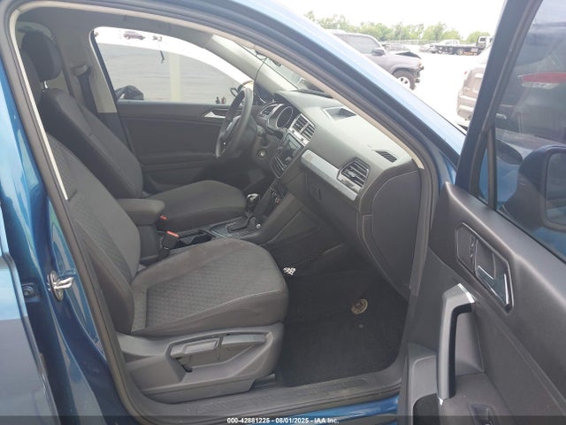 Volkswagen Tiguan 2.0t S