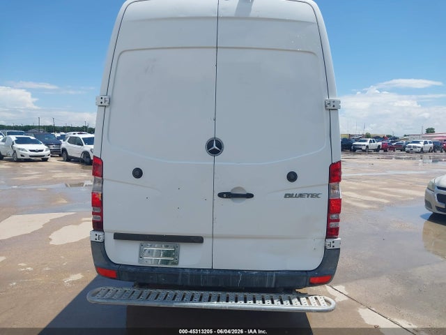 Mercedes-Benz Sprinter 2500 High Roof