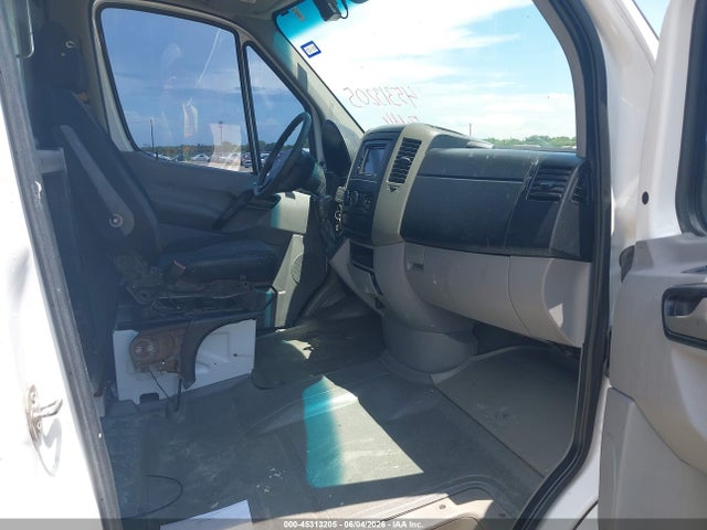 Mercedes-Benz Sprinter 2500 High Roof