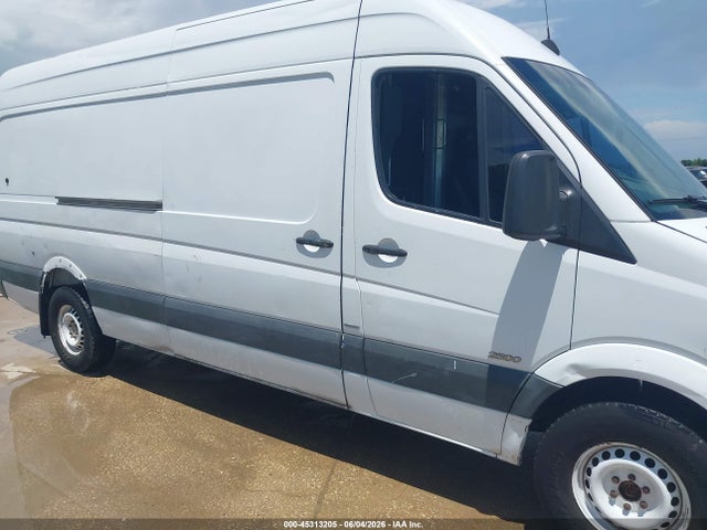 Mercedes-Benz Sprinter 2500 High Roof