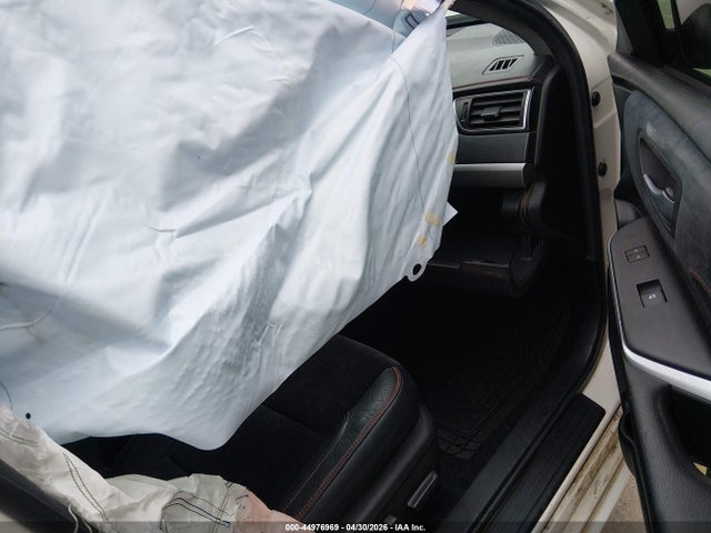 Toyota Camry Xse